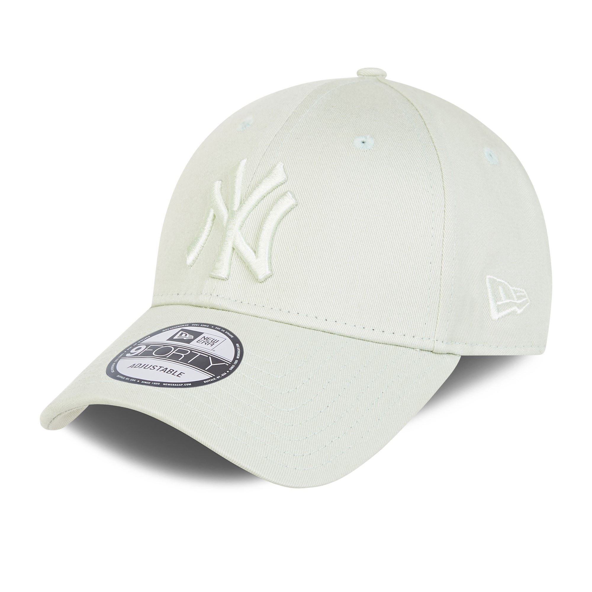 New York Yankees MLB League Essential Soft Grass 9Forty Adjustable Cap New Era