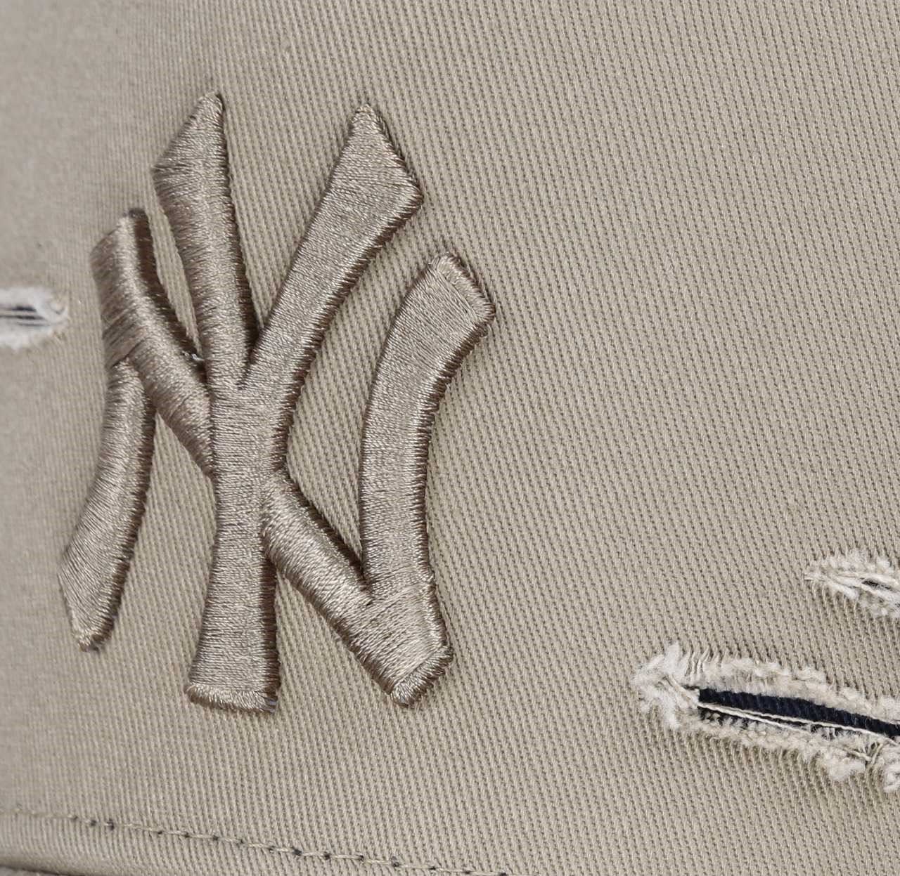 New York Yankees Distressed A-Frame Adjustable Trucker Cap New Era