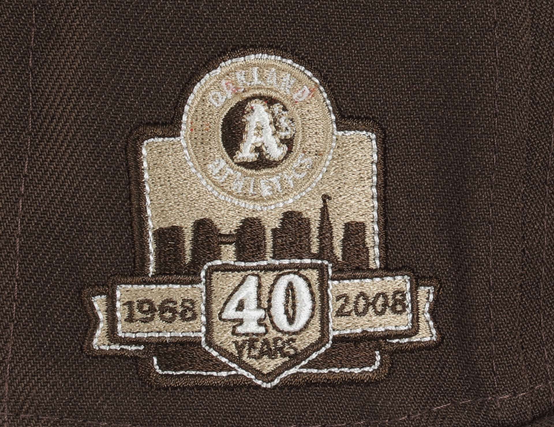 Oakland Athletics Sidepatch MLB 40 Years Anniversary Walnut Khaki 59Fifty Basecap New Era