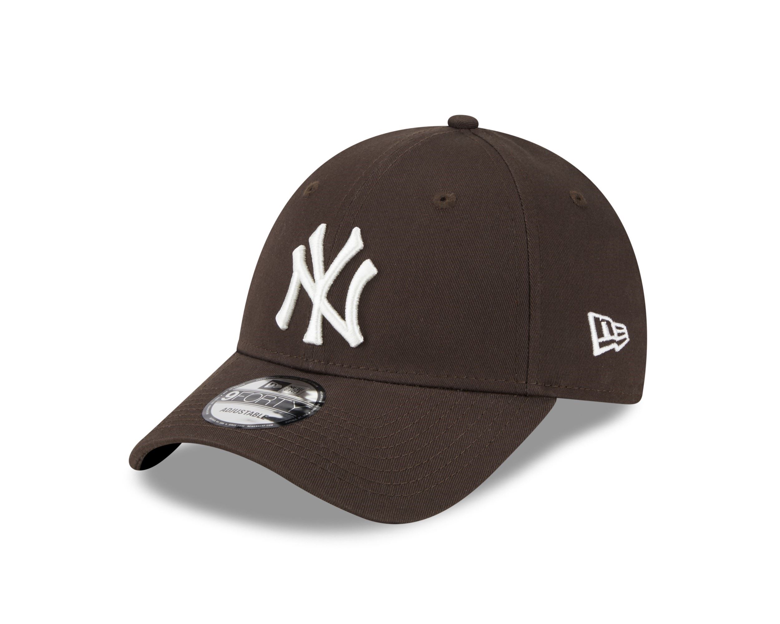 New York Yankees MLB League Essential Brown White 9Forty Adjustable Cap New Era