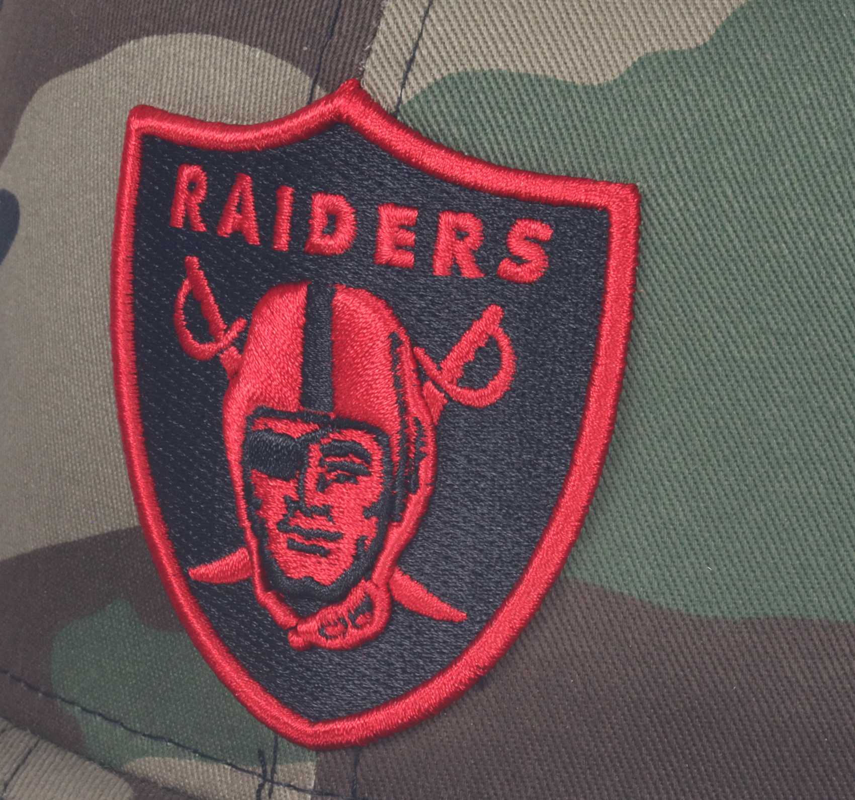 Las Vegas Raiders Camouflage Base Green 9Fifty Snapback Cap New Era