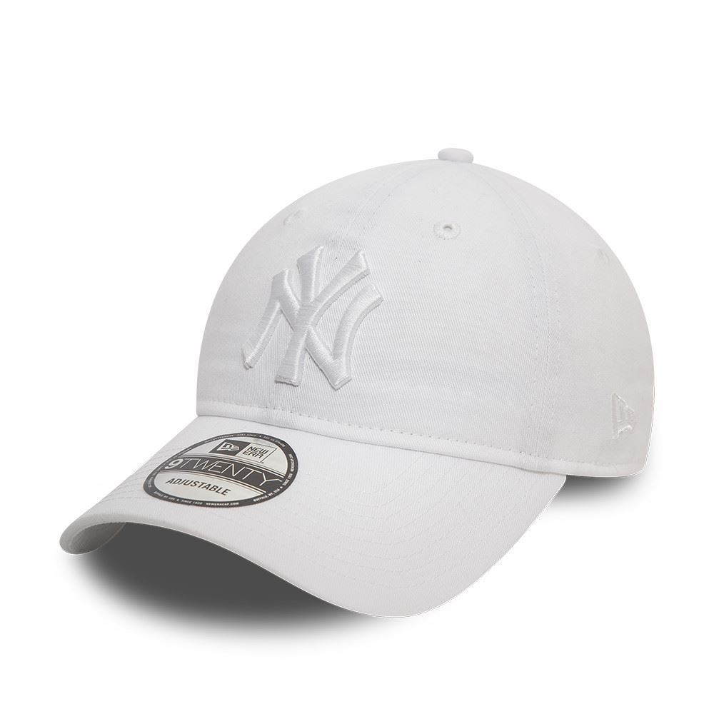 New York Yankees MLB League Essential Tonal White Adjustable 9Twenty Cap New Era