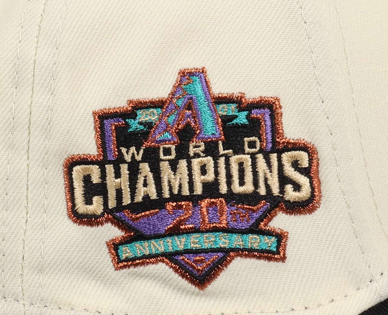 Arizona Diamondbacks MLB World Champions 2001 Sidepatch Cooperstown Chrome Black 9Forty A-Frame Snapback Cap New Era