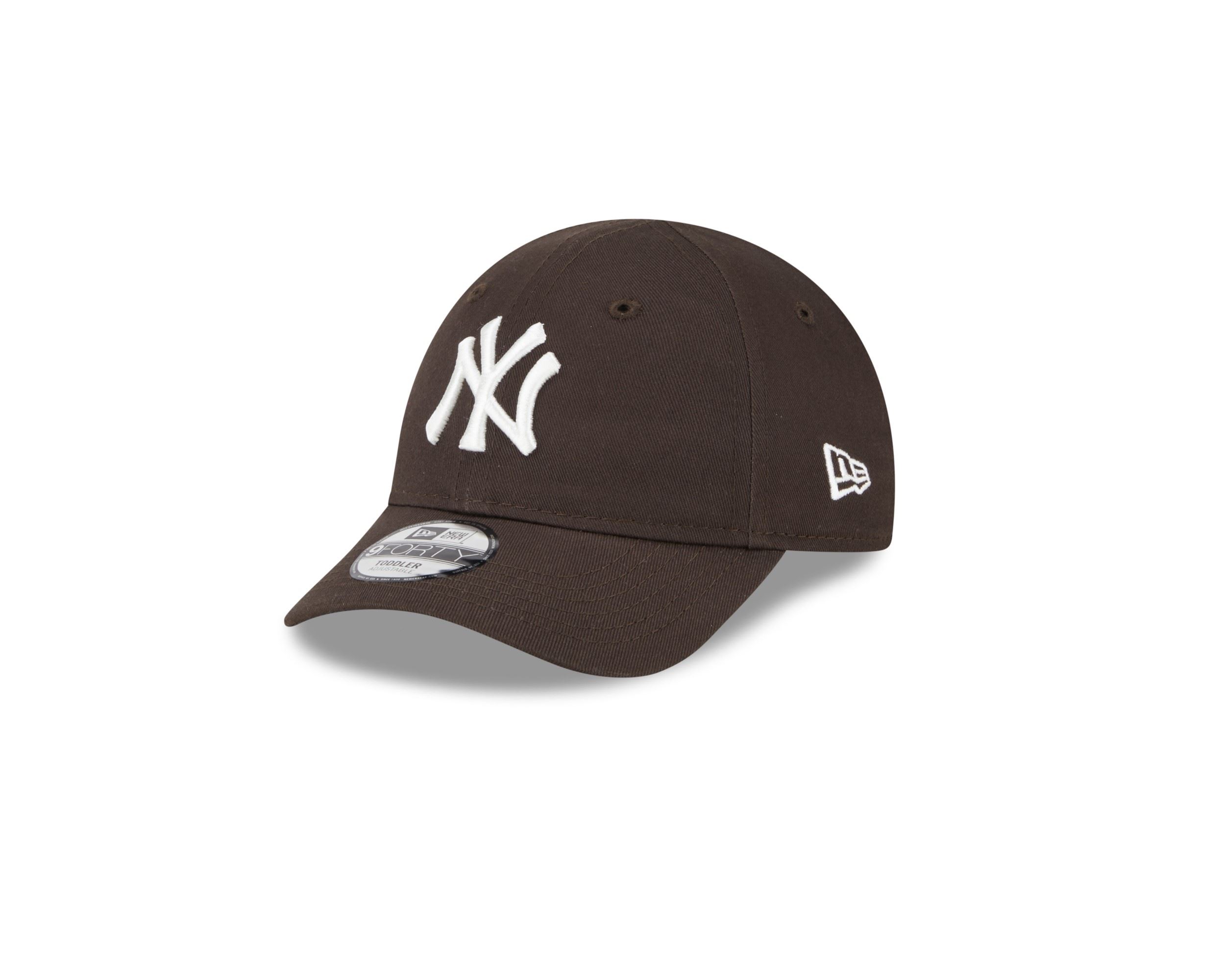 New York Yankees MLB League Essential Brown White 9Forty Toddler Cap New Era