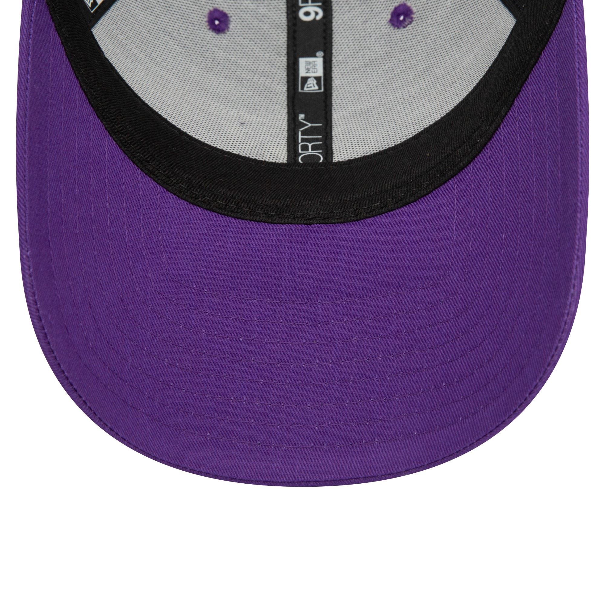 Los Angeles Lakers NBA Home Field Purple 9Forty A-Frame Adjustable Trucker Cap New Era