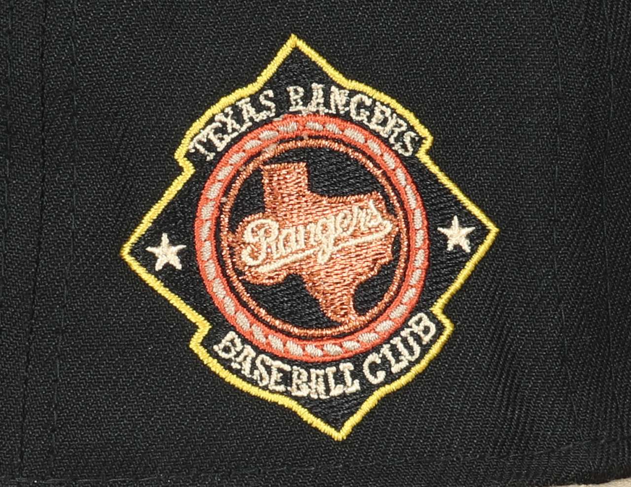Texas Rangers  MLB Cooperstown Two Tone Rangers Baseball Club Sidepatch Black Beige 59Fifty Basecap New Era