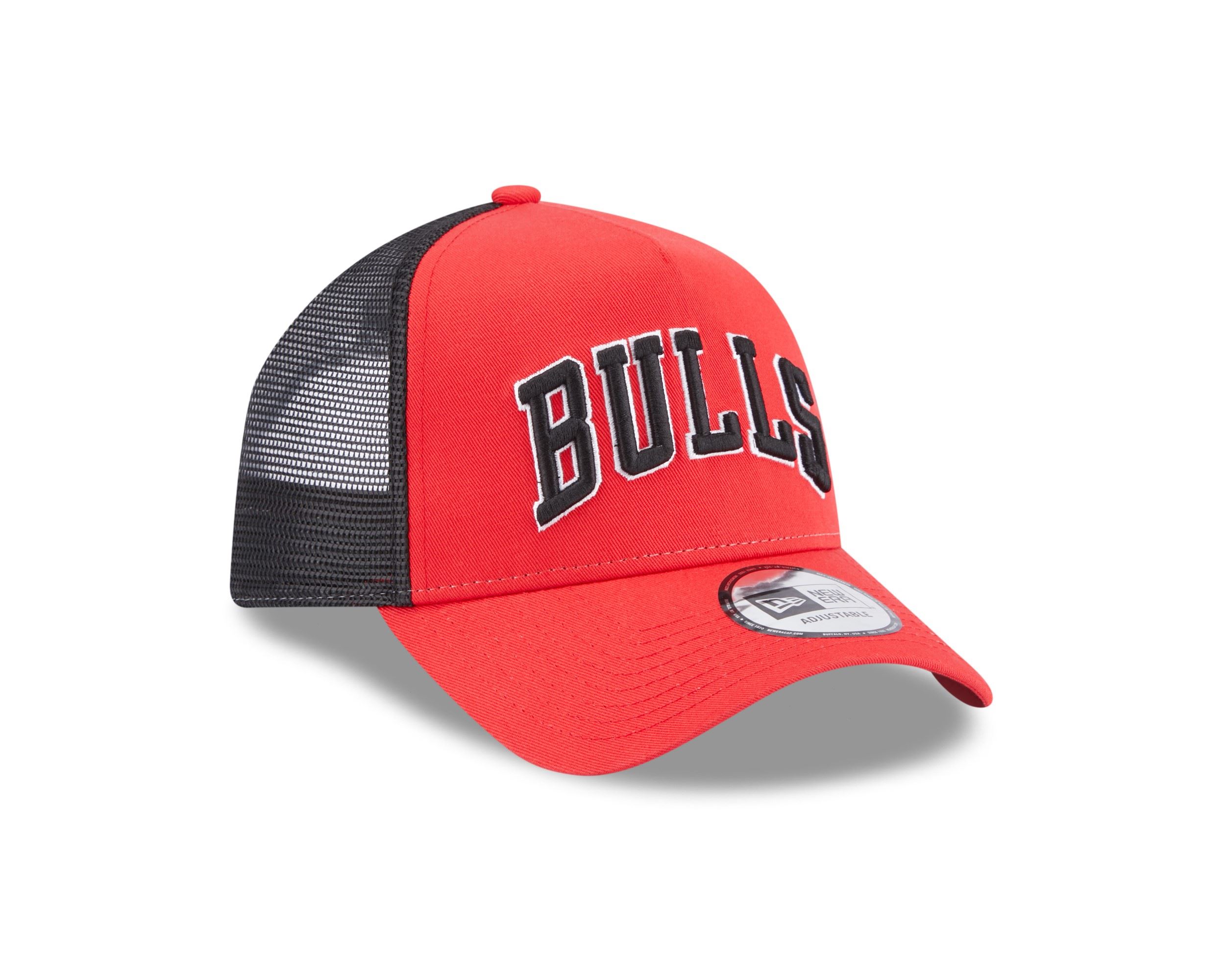 Chicago Bulls NBA Team Script Red Black A-Frame Adjustable Trucker Cap New Era