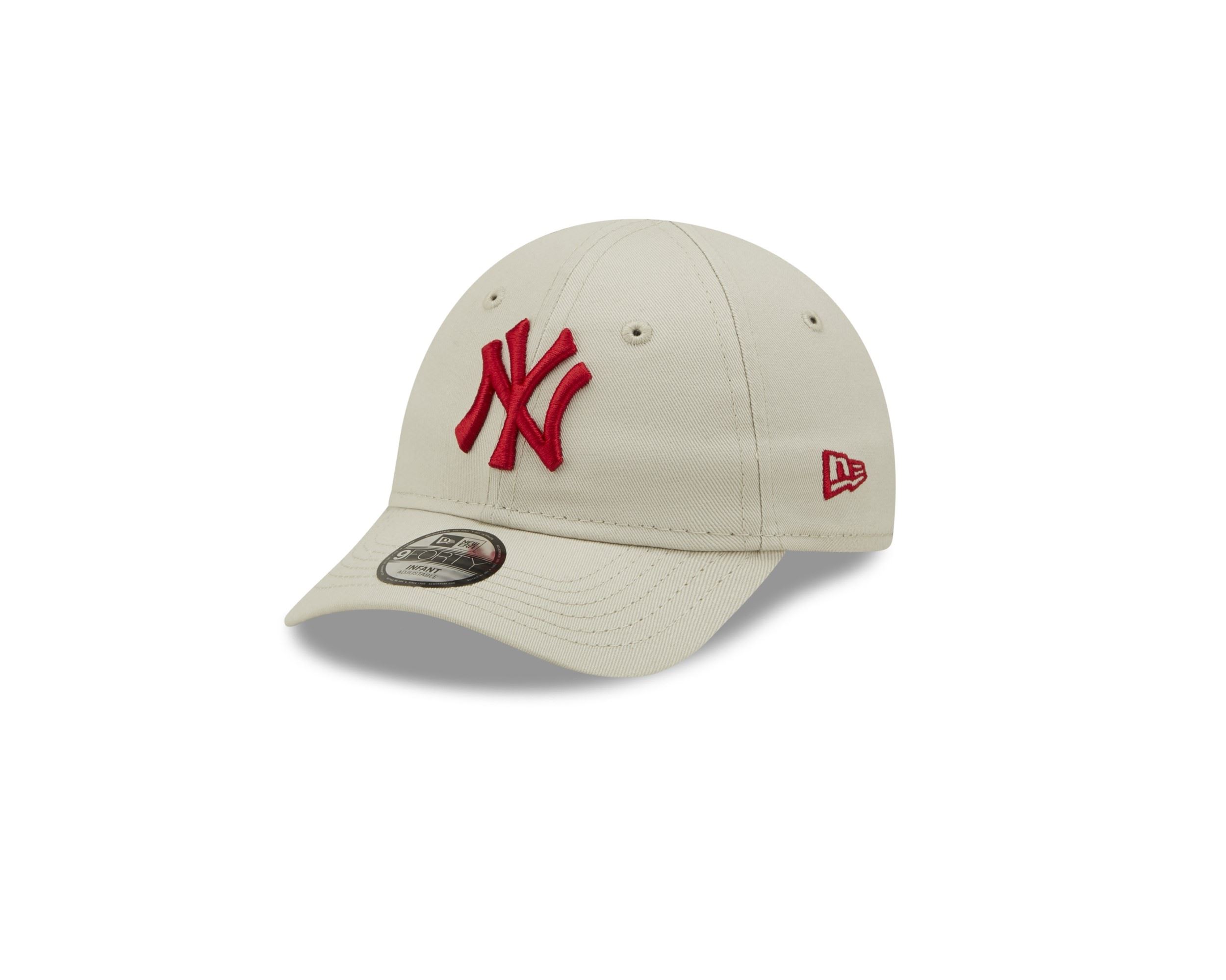 New York Yankees MLB League Essential Stone Red 9Forty Infant Cap New Era