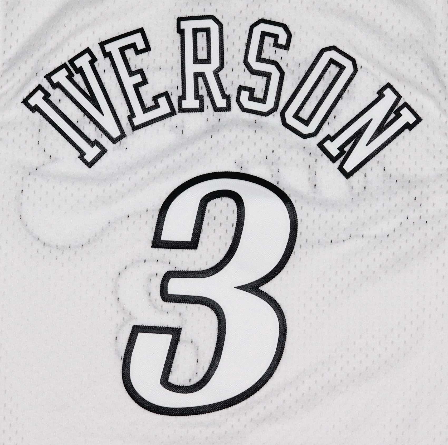 Allen Iverson #3 Philadelphia 76ers White NBA Swingman Mitchell & Ness