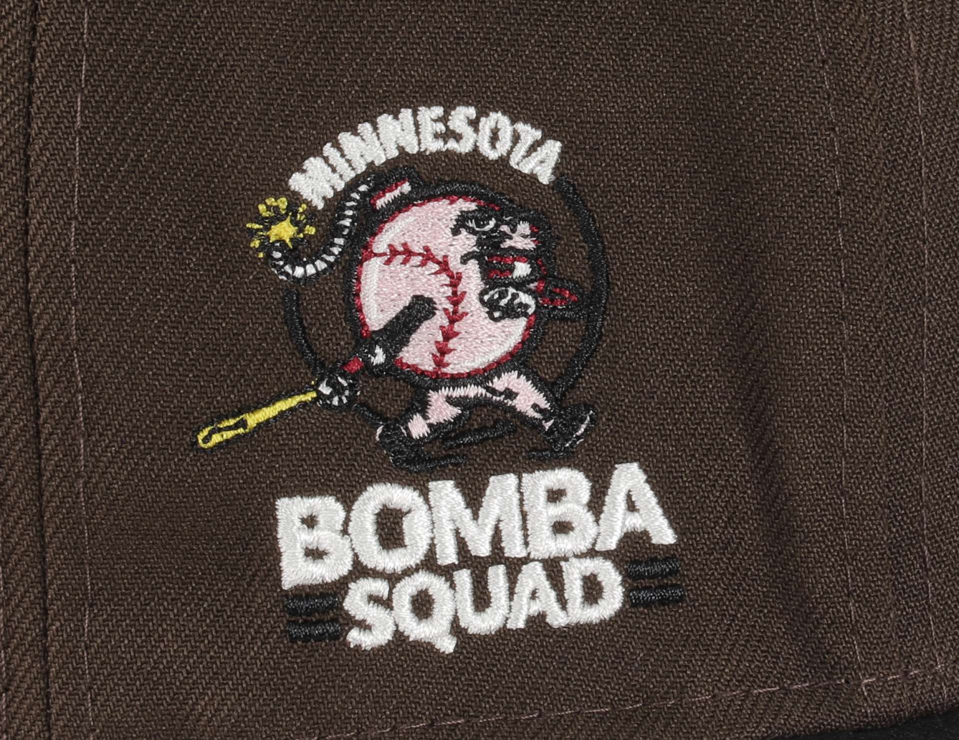 Minnesota Twins Sidepatch MLB Bomba Squad Two Tone Walnut Black 59Fifty Basecap New Era