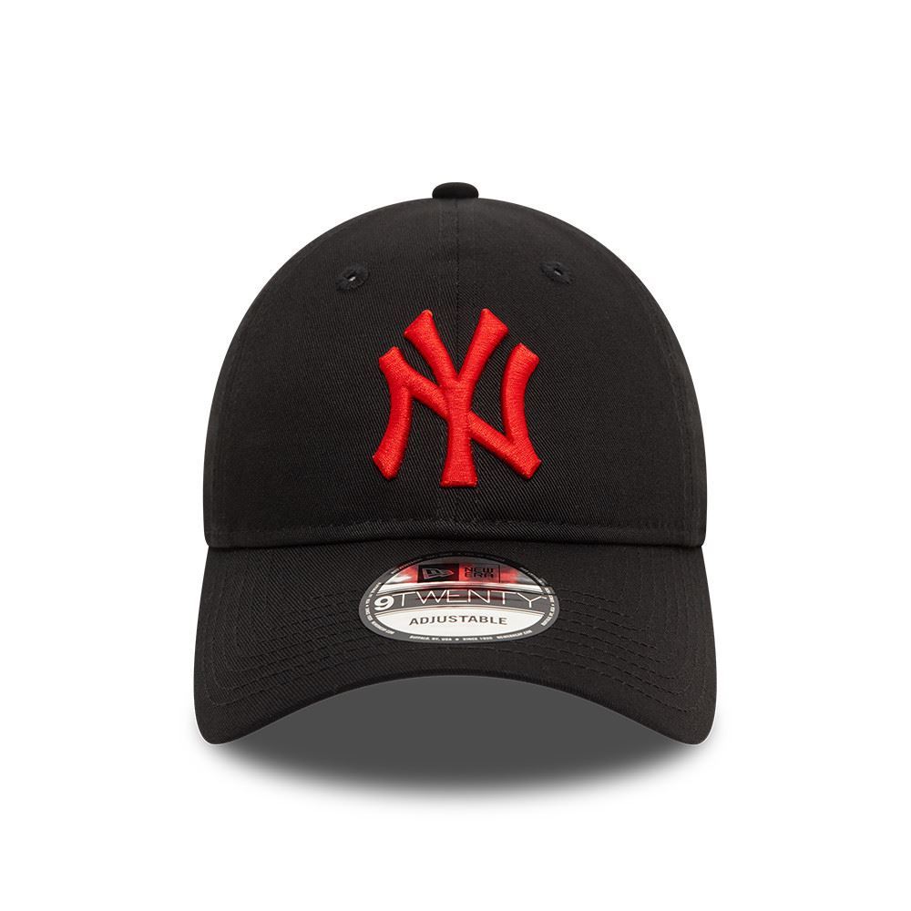 New York Yankees MLB League Essential Black Red Adjustable 9Twenty Cap New Era