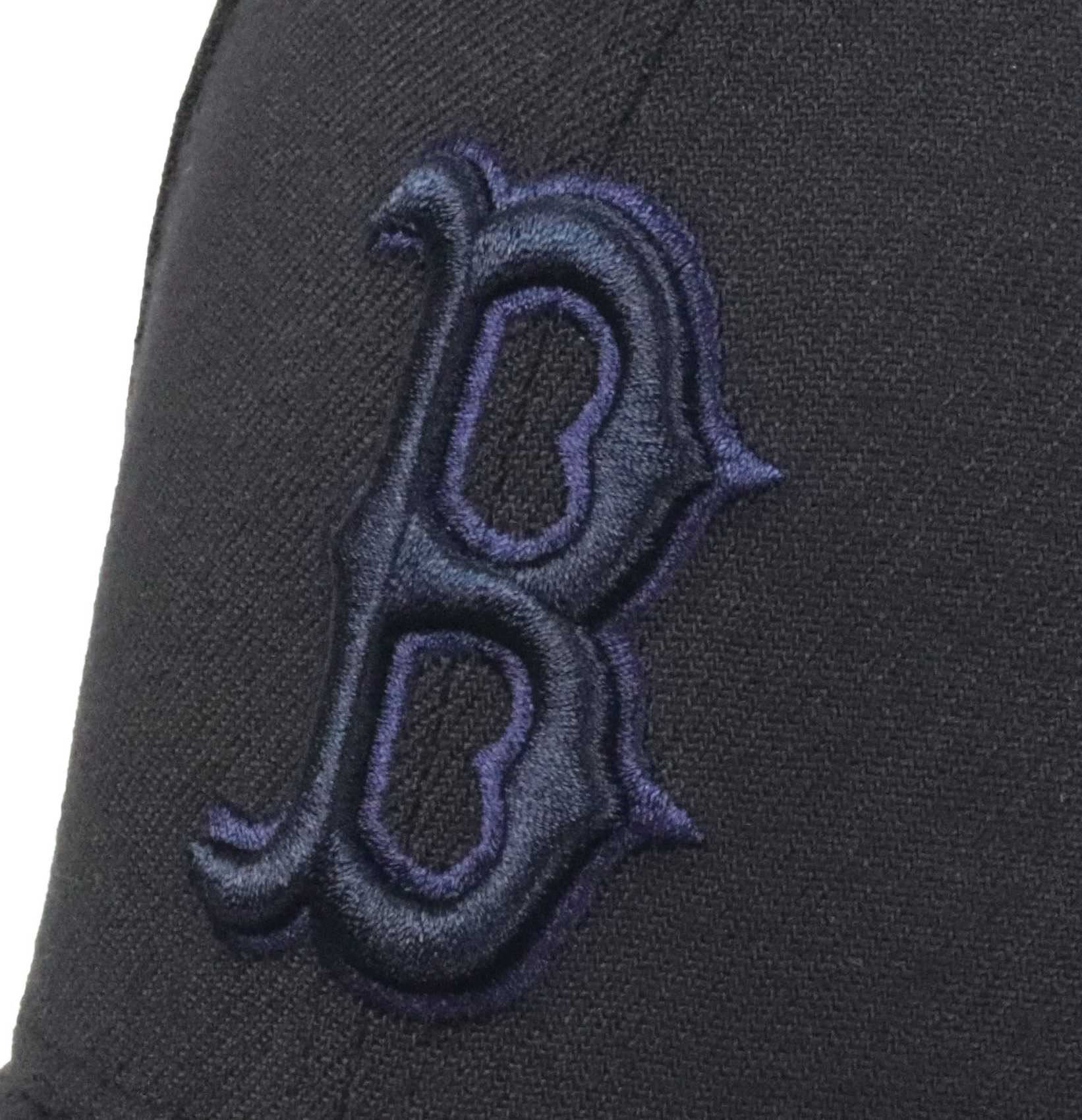 Boston Red Sox MLB Essential Navy 39Thirty Stretch Cap New Era