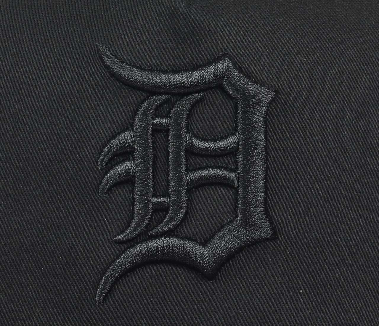 Detroit Tigers MLB Black on Black 9Forty A-Frame Snapback Cap New Era