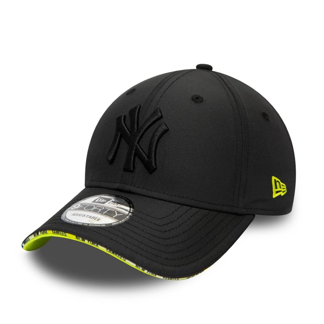 New York Yankees MLB Pipe Pop Black 9Forty Adjustable Snapback Cap New Era