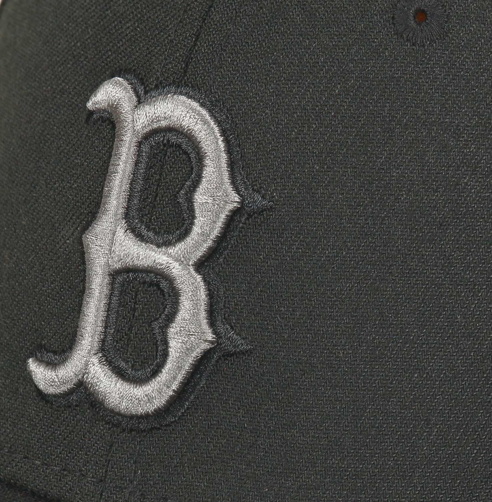 Boston Red Sox MLB Essential Black 39Thirty Stretch Cap New Era