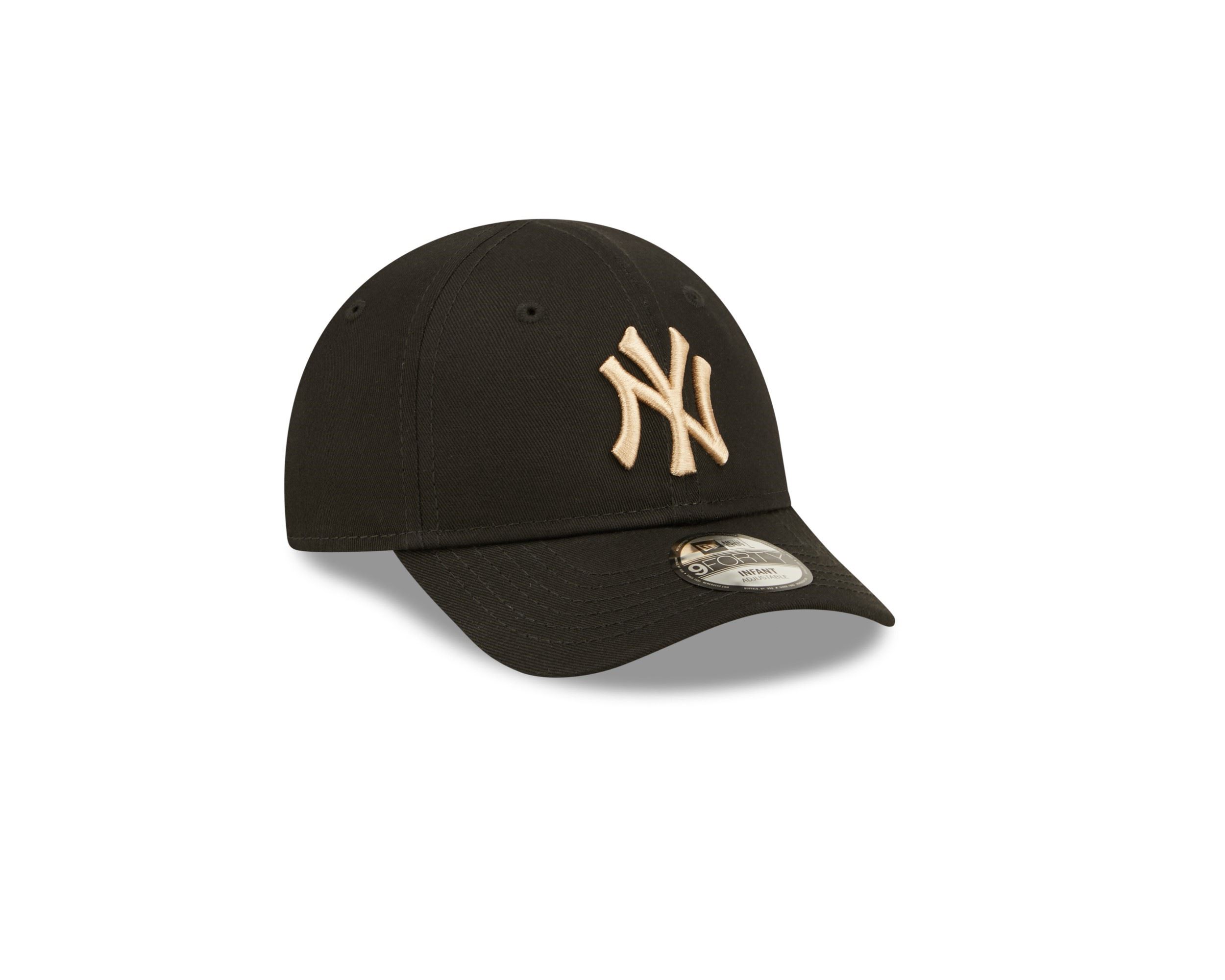 New York Yankees MLB League Essential Black Gold 9Forty Infant Cap New Era