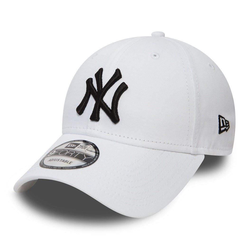 New York Yankees MLB League Essential White 9Forty Adjustable Cap for Kids New Era