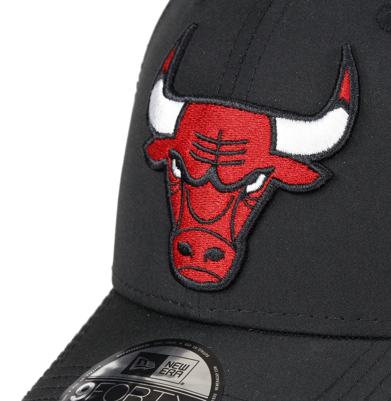 Chicago Bulls NBA Mono Tape 9Forty Adjustable Cap New Era
