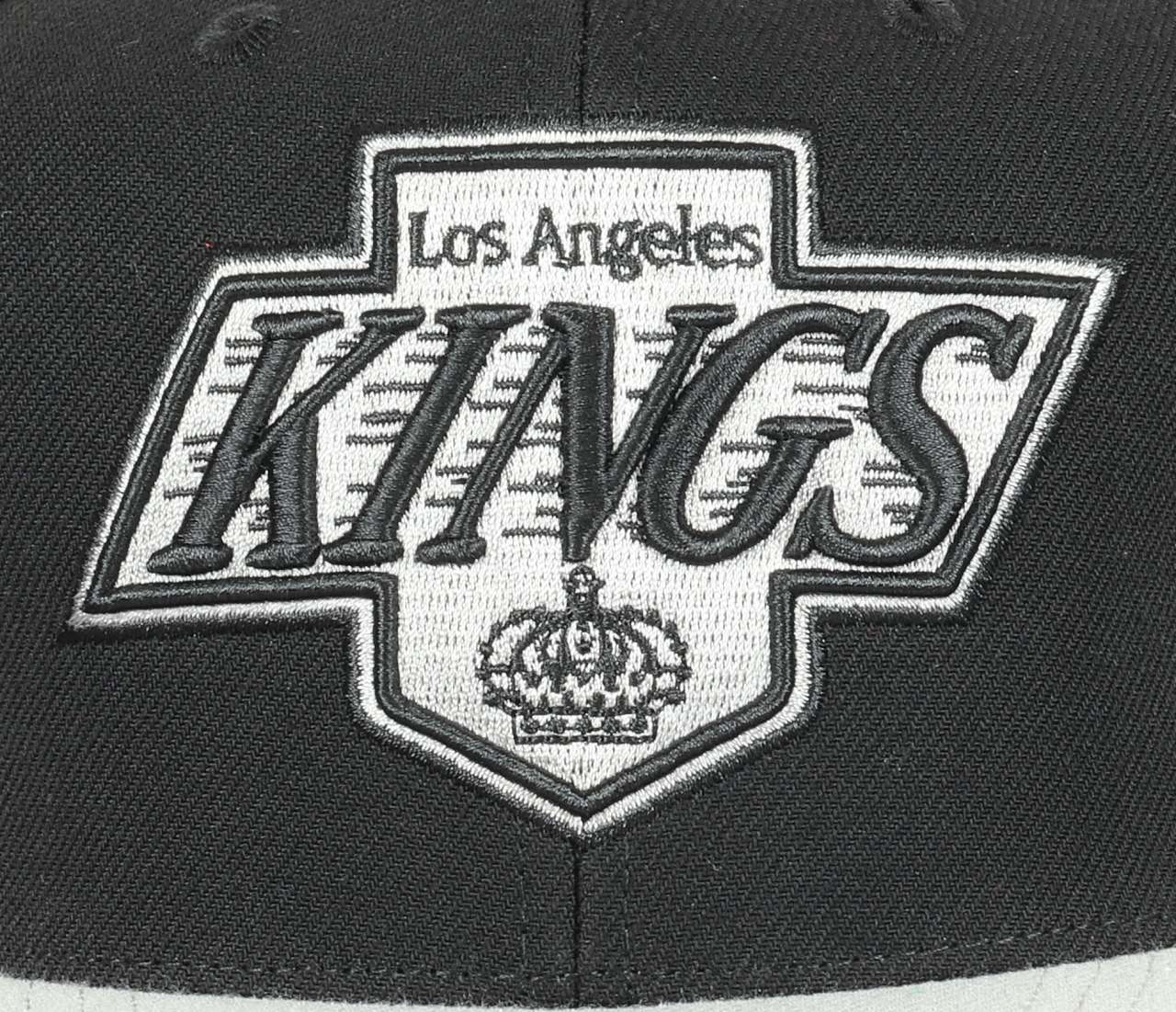 Los Angeles Kings NHL Team 2 Tone 2.0 Black Grey Original Fit Snapback Cap Mitchell & Ness