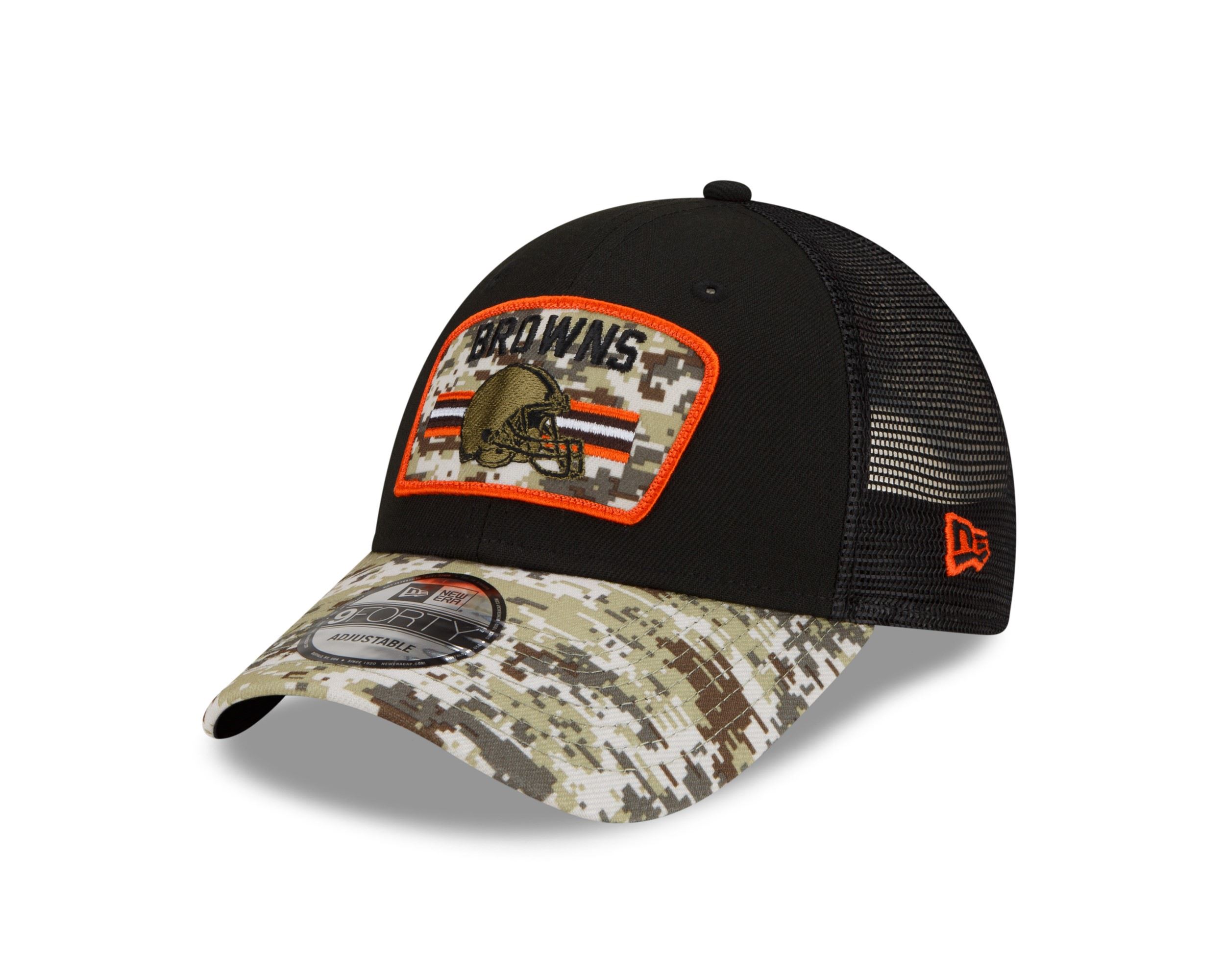 Cleveland Browns NFL On Field 2021 Salute to Service Black 9Forty Snapback Cap New Era