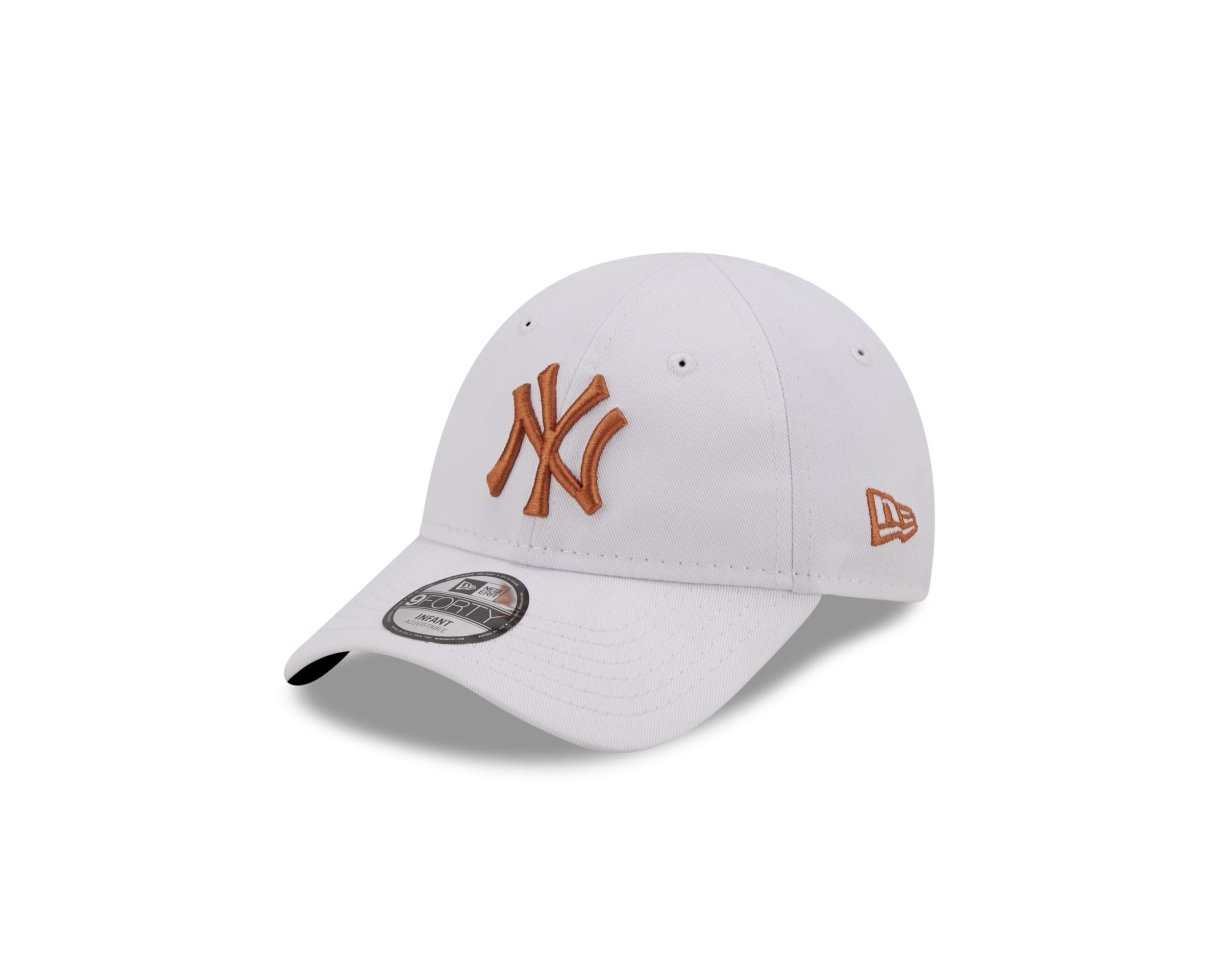 New York Yankees MLB League Essential White Toffee 9Forty Infant Cap New Era