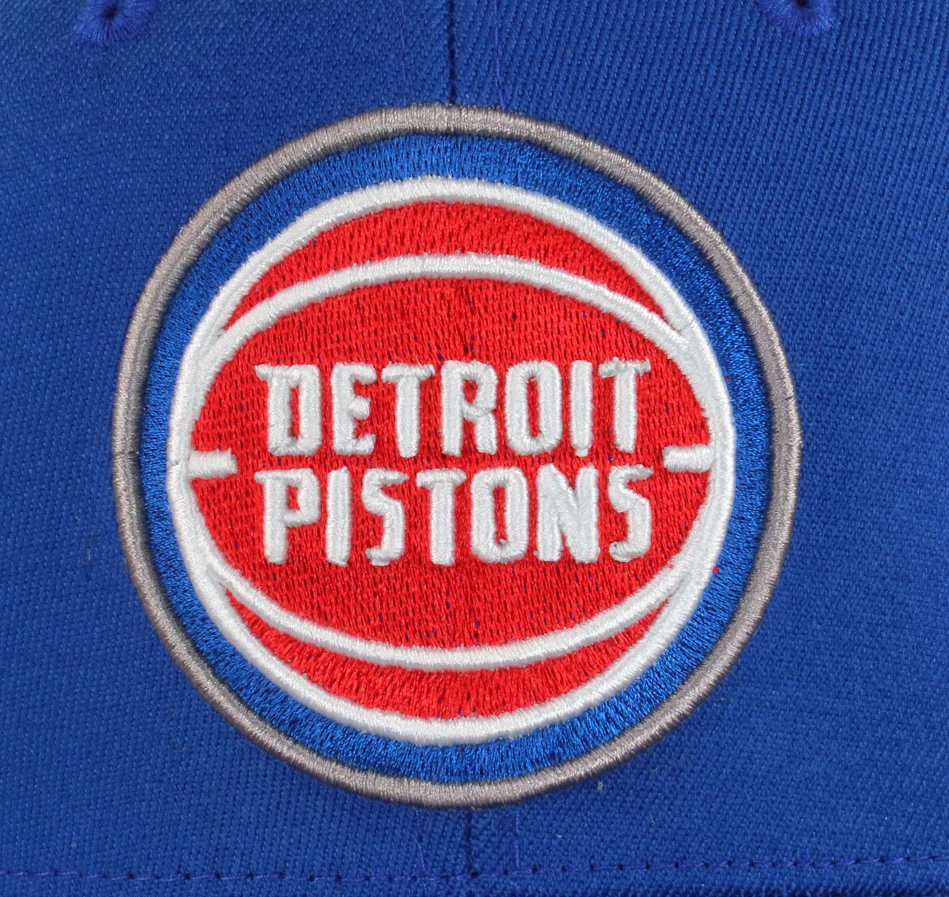 Detroit Pistons Royal NBA Team Ground Stretch Snapback Cap Mitchell & Ness