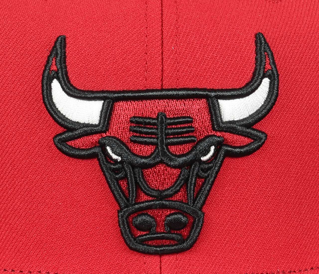 Chicago Bulls NBA Conference Patch Red Original Fit Snapback Cap Mitchell & Ness