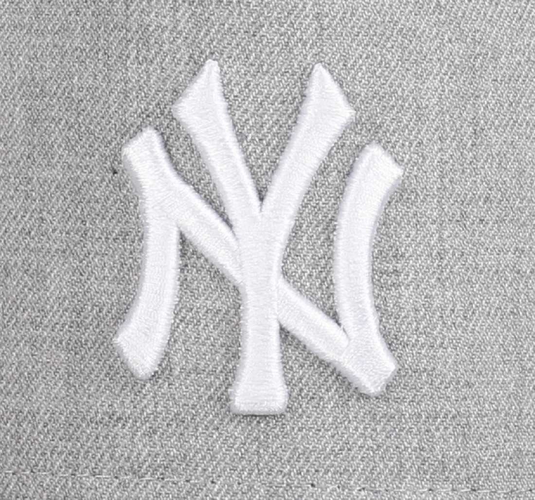 New York Yankees MLB Heather Grey A-Frame Trucker Cap New Era