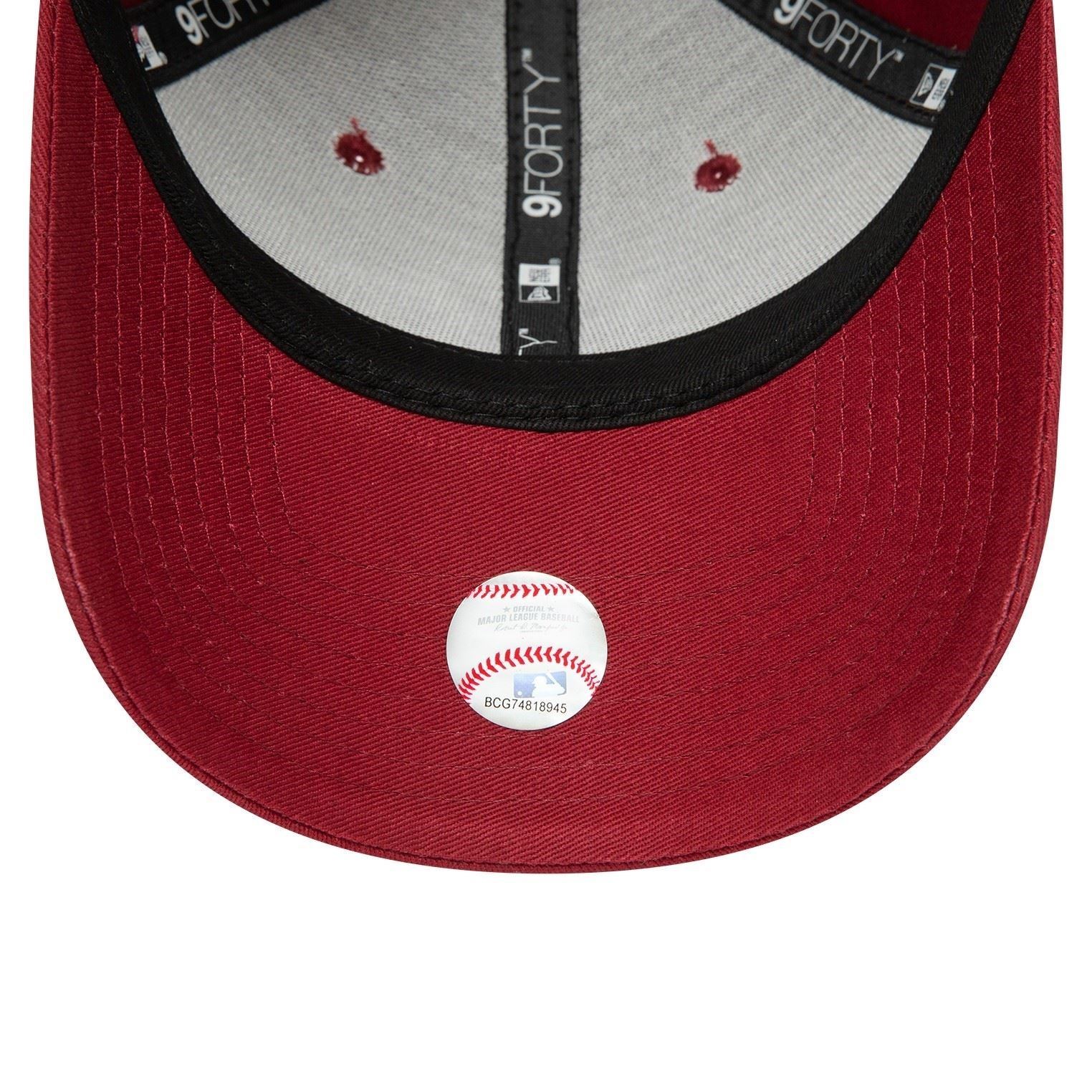 New York Yankees MLB League Essential Red 9Forty Adjustable Cap for Kids New Era