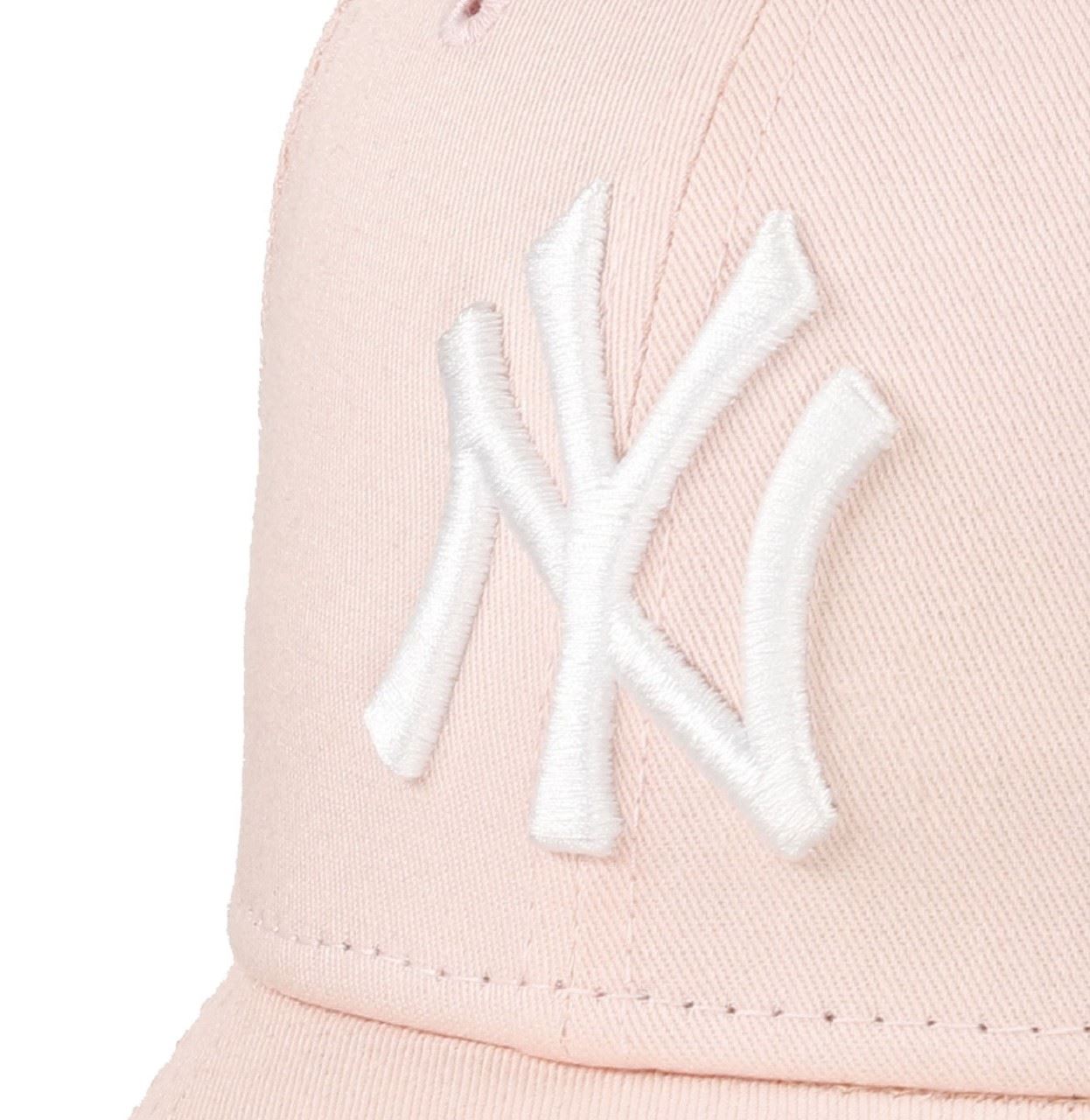 New York Yankees MLB Rear Logo Pink 9Forty Adjustable Women Cap New Era