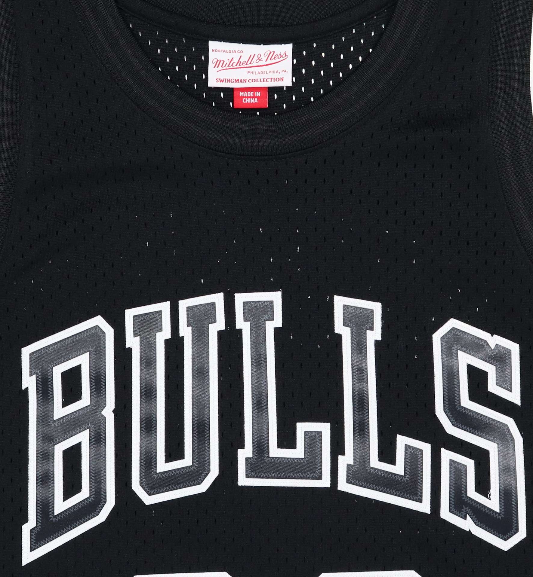 Scottie Pippen #33 Chicago Bulls NBA White Logo Swingman Jersey Mitchell & Ness