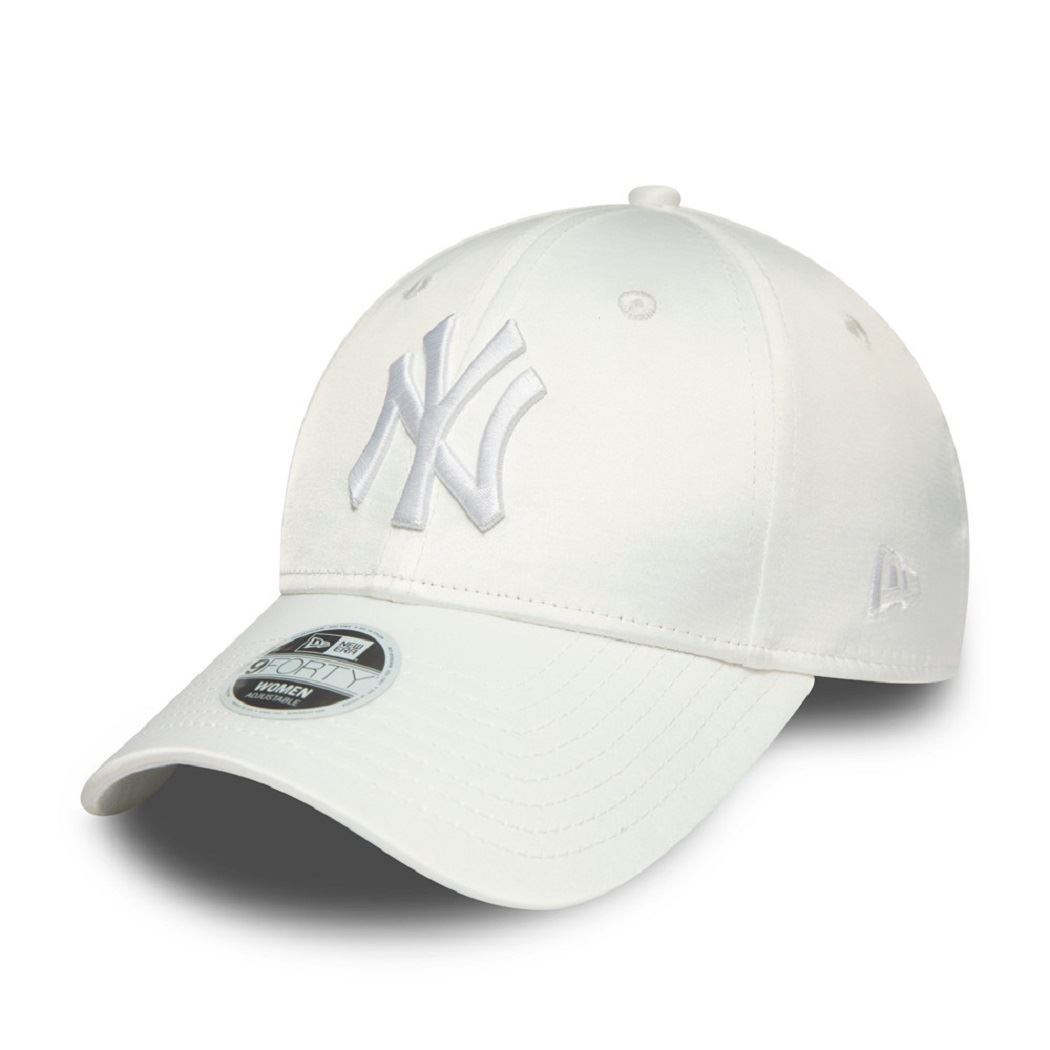 New Yorks Yankees MLB Satin White 9Forty Adjustable Women Cap New Era