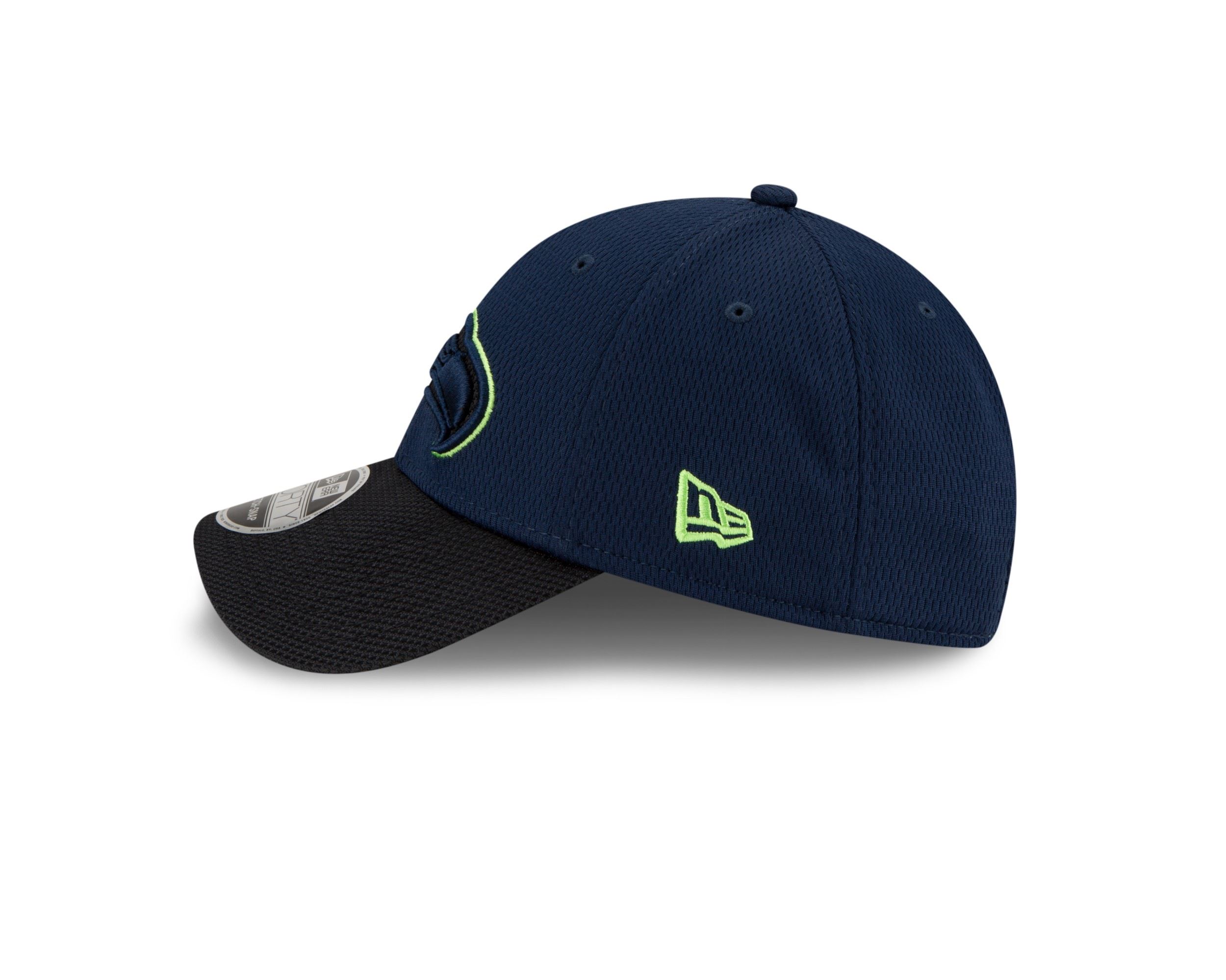 Seattle Seahawks NFL 2021 Sideline Road Navy 9Forty Stretch Snap Cap New Era