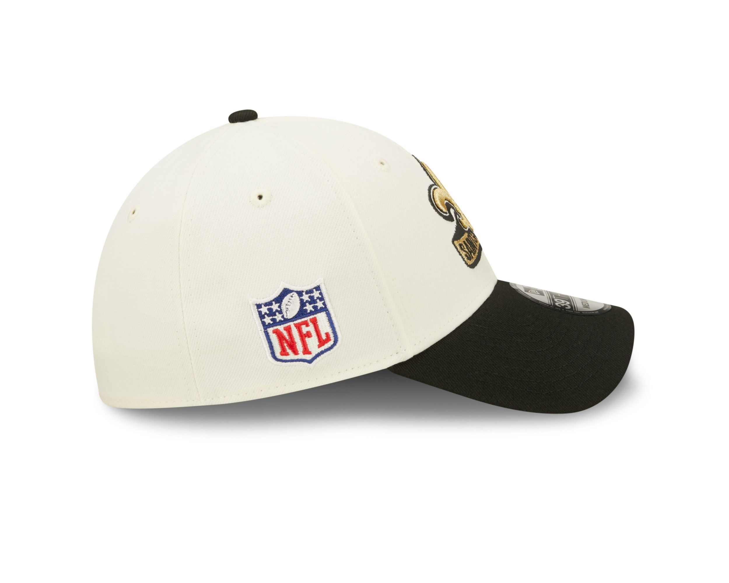 New Orleans Saints NFL 2022 Sideline Chrome White 39Thirty Stretch Cap New Era
