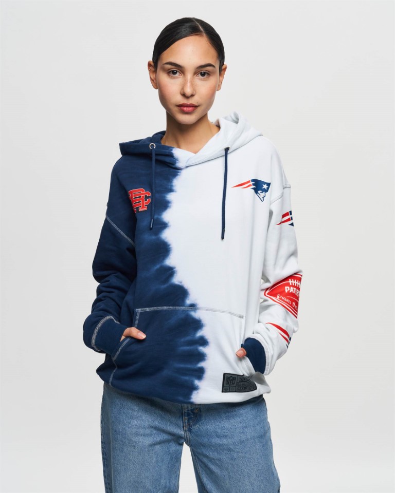 New England Patriots NFL Ink Dye Effect Dark Blue on White Hoody Recovered