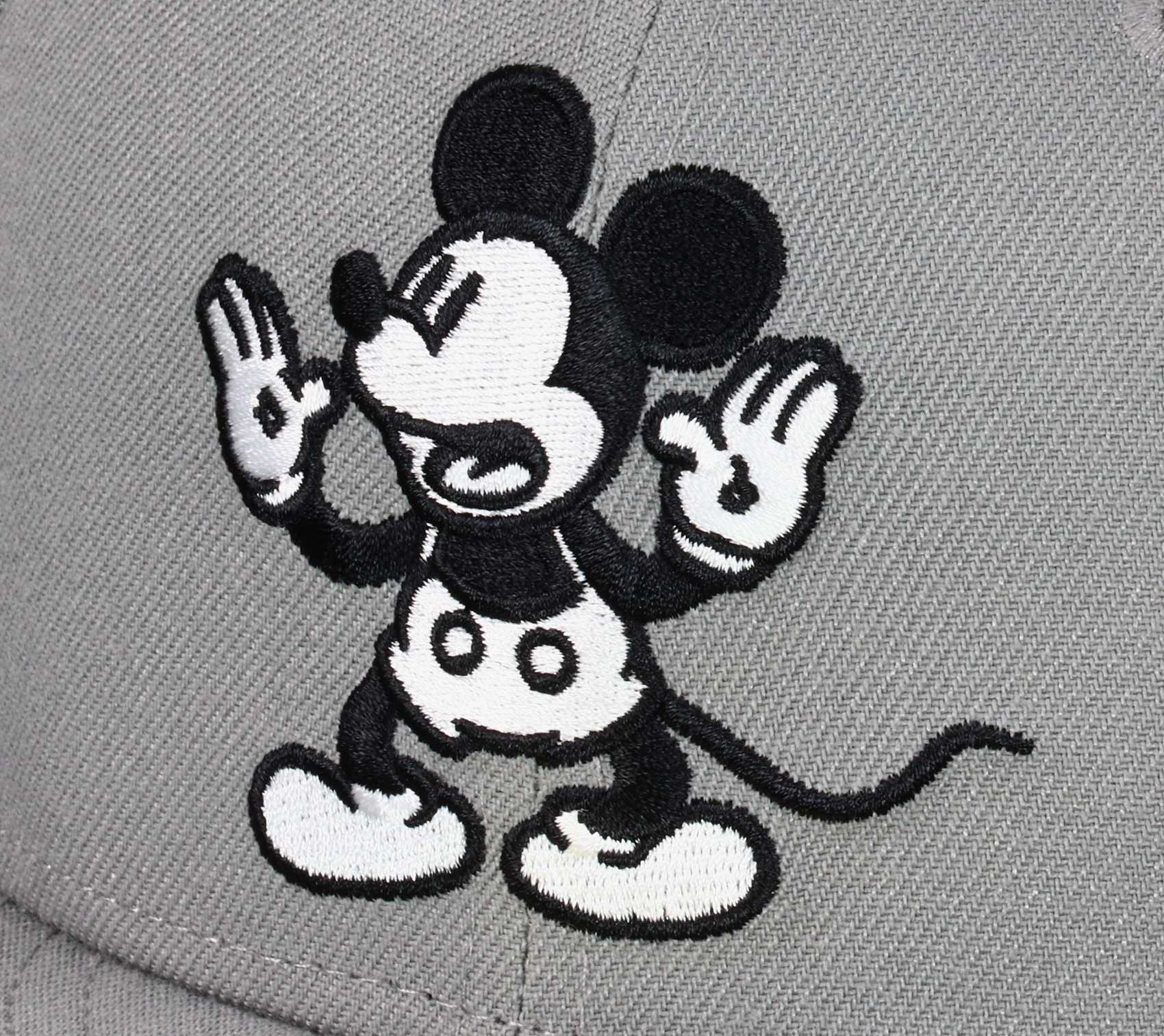 Mickey Mouse Gray 59Fifty Fitted Basecap New Era