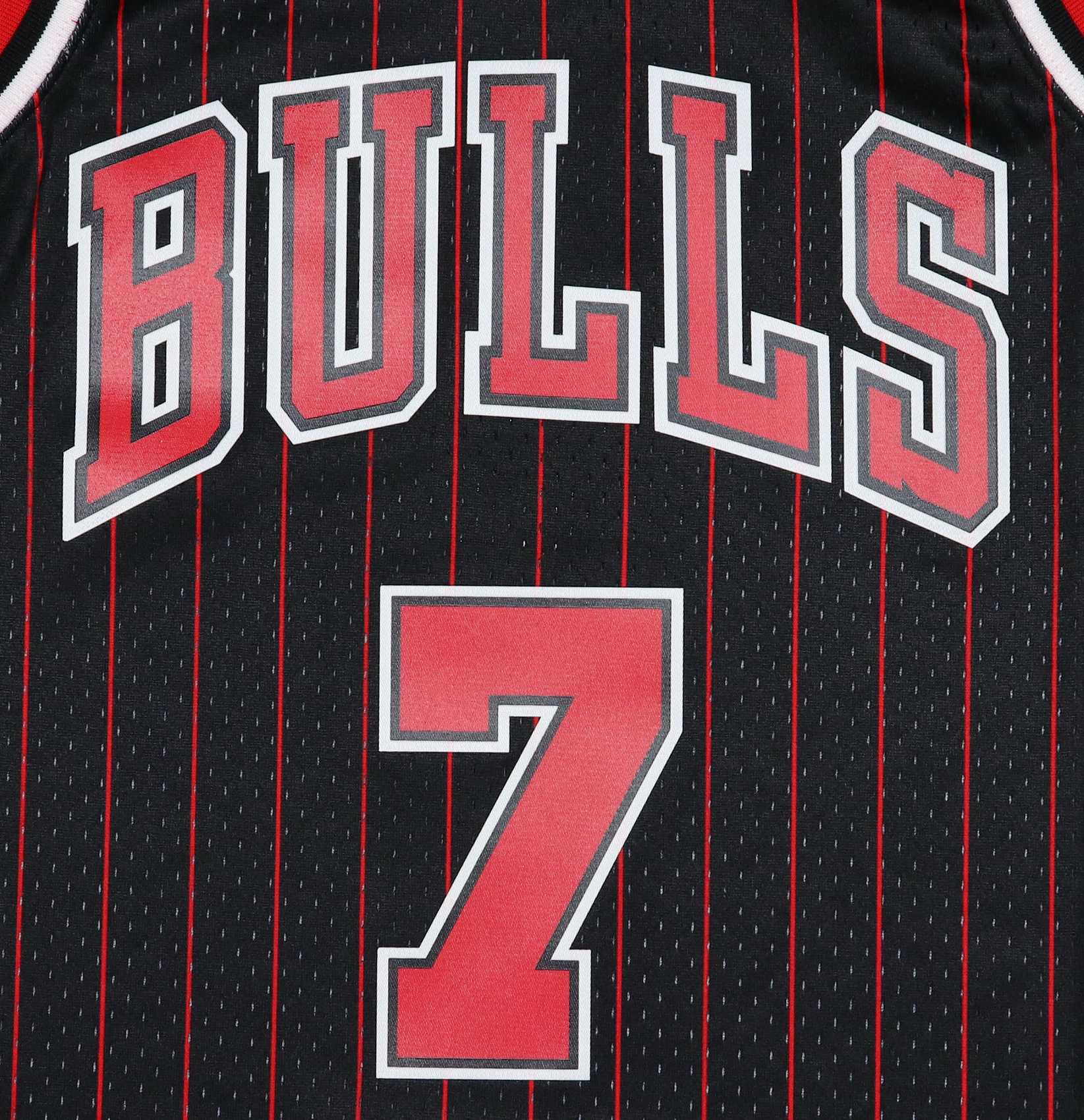 Toni Kukoc #7 Chicago Bulls NBA Swingman Mitchell & Ness