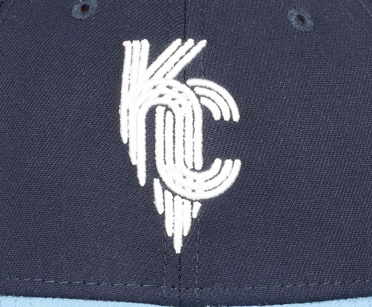 Kansas City Royals MLB Kansas Sidepatch Two Tone Navy Blue 39Thirty Stretch Cap New Era