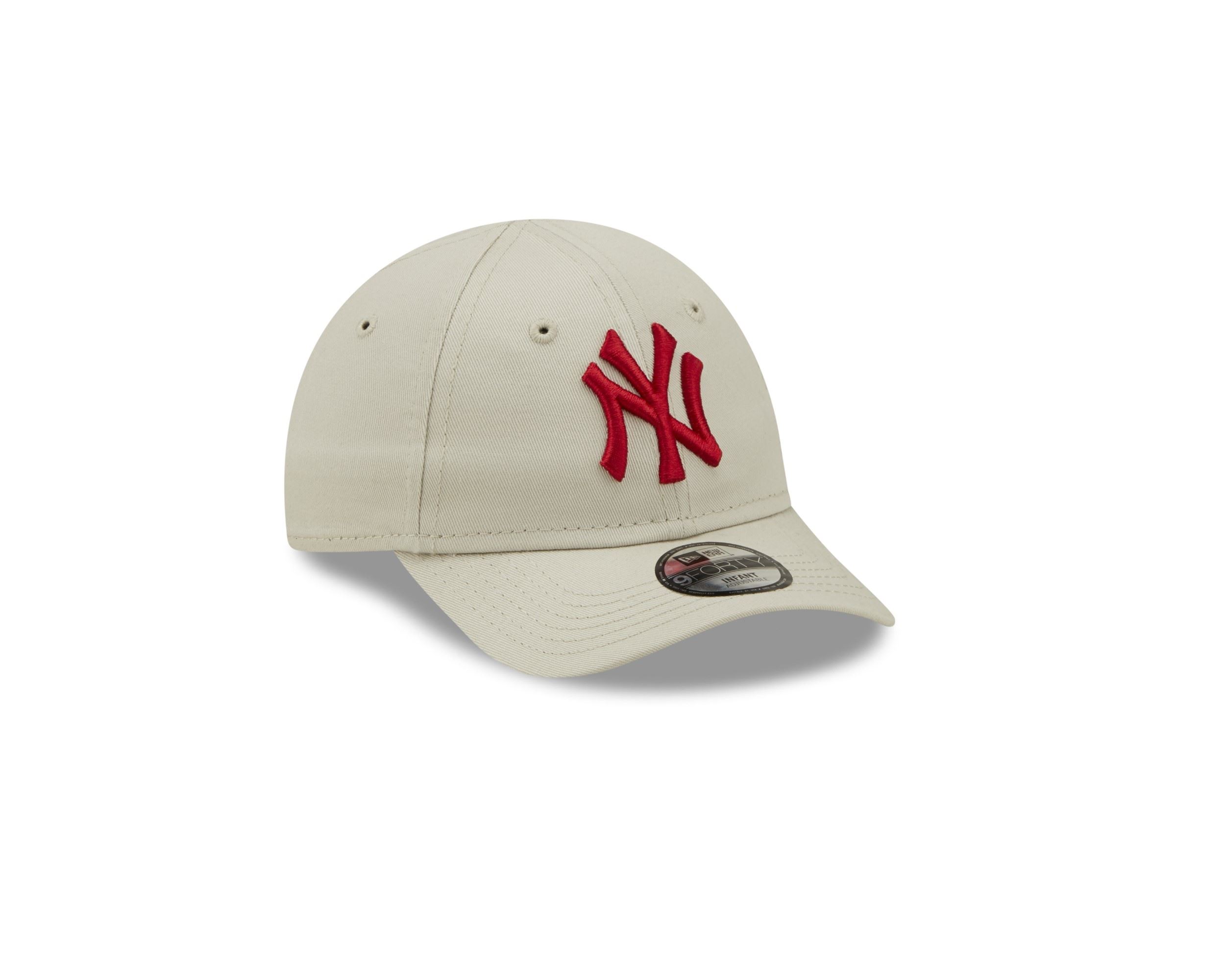 New York Yankees MLB League Essential Stone Red 9Forty Infant Cap New Era