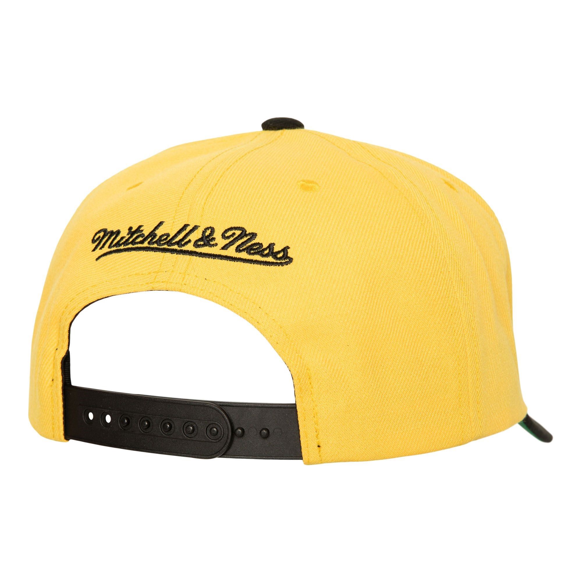 Boston Bruins NHL Boom Text  Pro Vintage Snapback Cap Yellow Mitchell & Ness