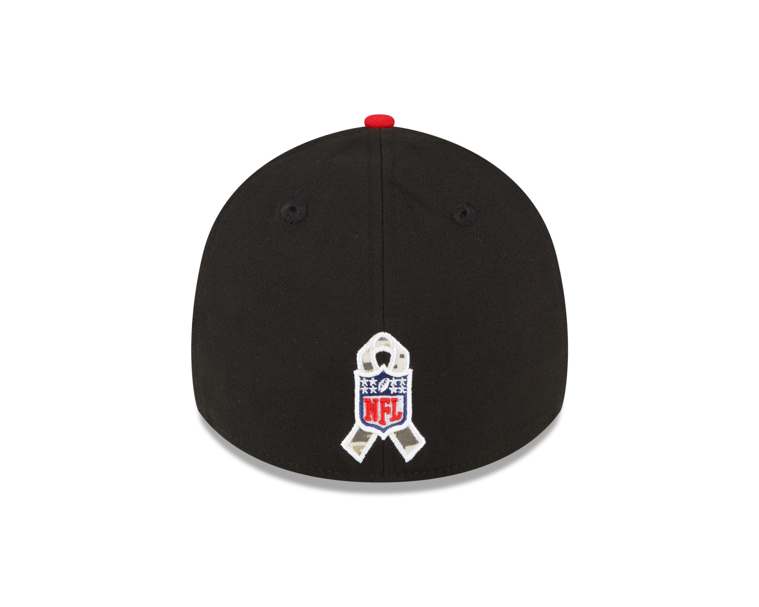 Tampa Bay Buccaneers NFL Salute to Service 2022 Black Red 39Thirty Stretch Cap New Era