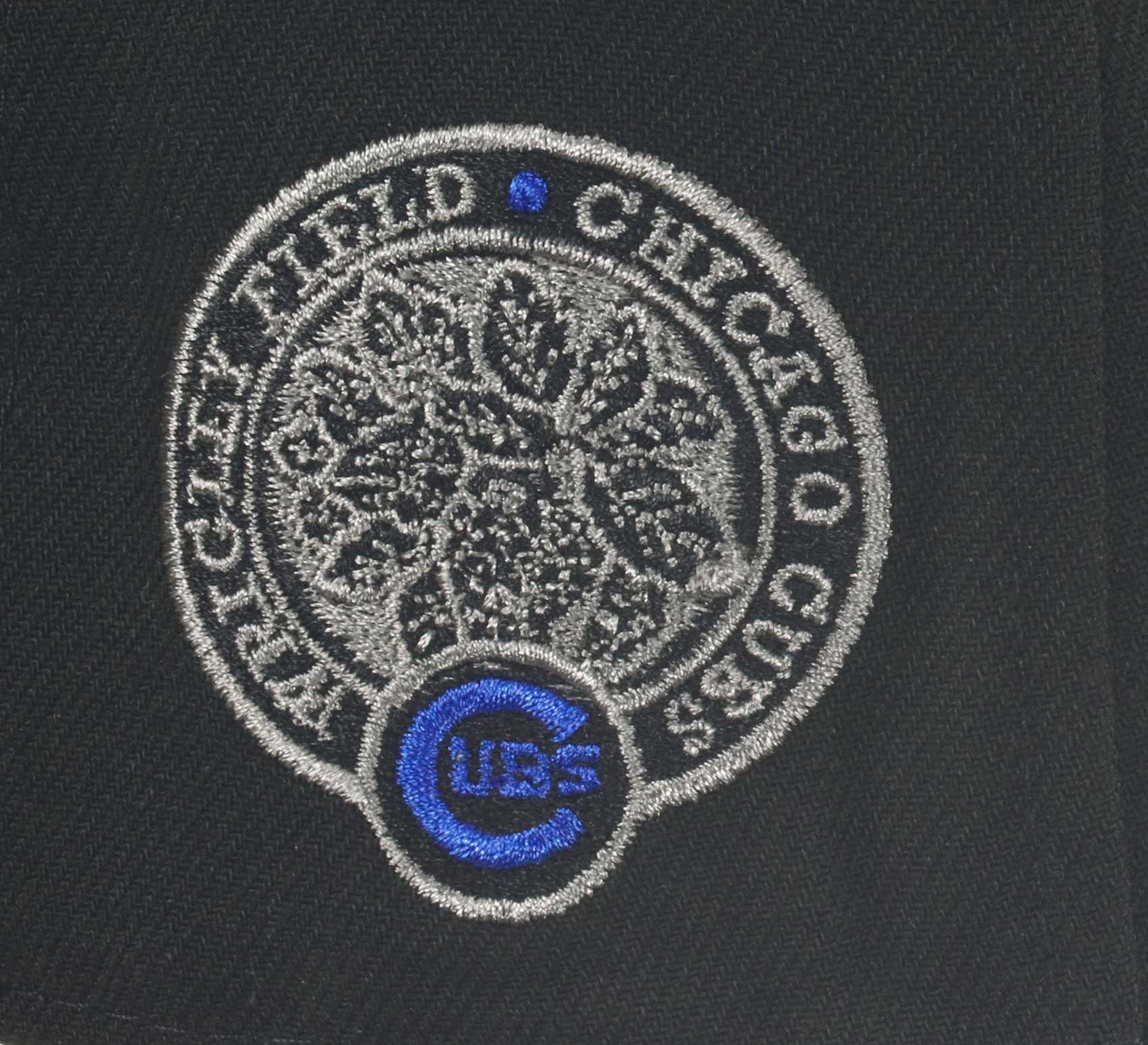 Chicago Cubs MLB Black Base Side Patch Wrigley Field 59Fifty Basecap New Era