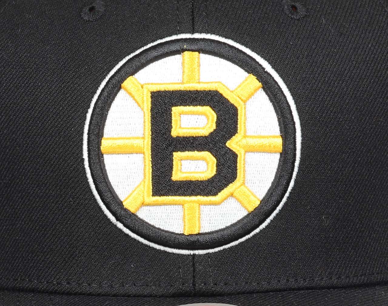 Boston Bruins Black NHL Team Ground 2.0 Pro Snapback Cap Mitchell & Ness