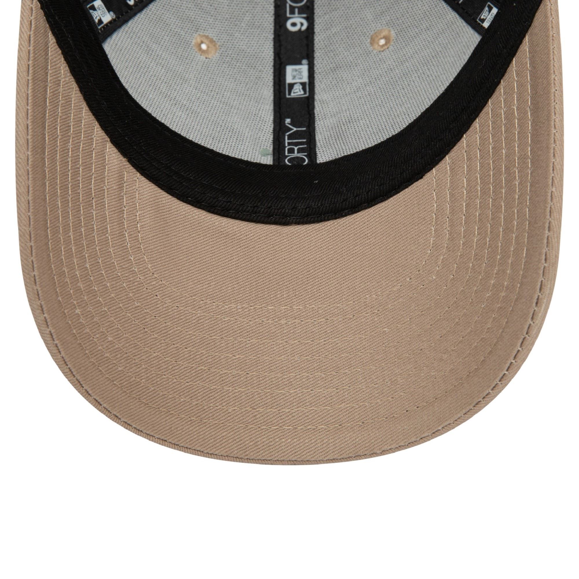 New York Yankees MLB League Essential Light Brown 9Forty Adjustable Cap for Kids New Era