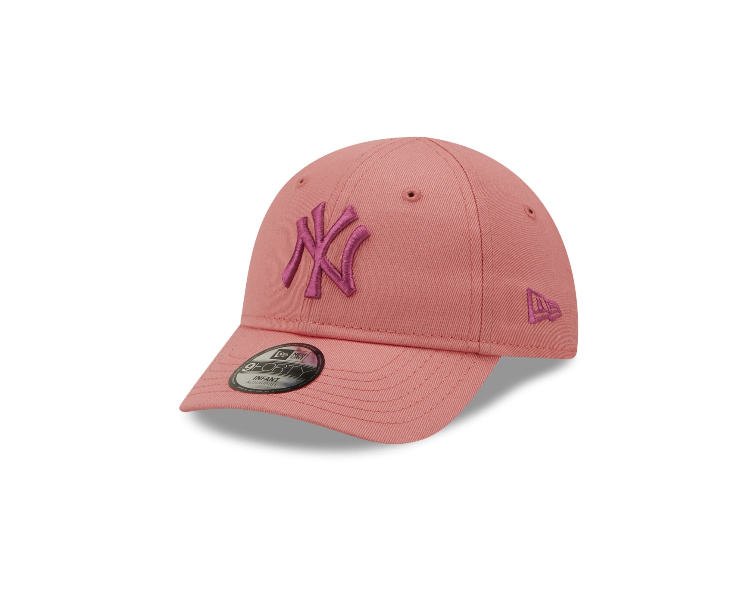 New York Yankees MLB League Essential Pink 9Forty Infant Cap New Era